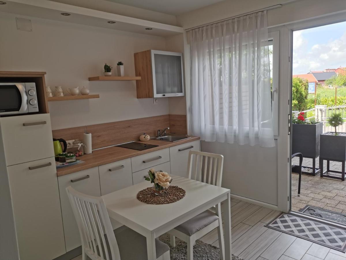 Apartmani Nova Карловац Экстерьер фото